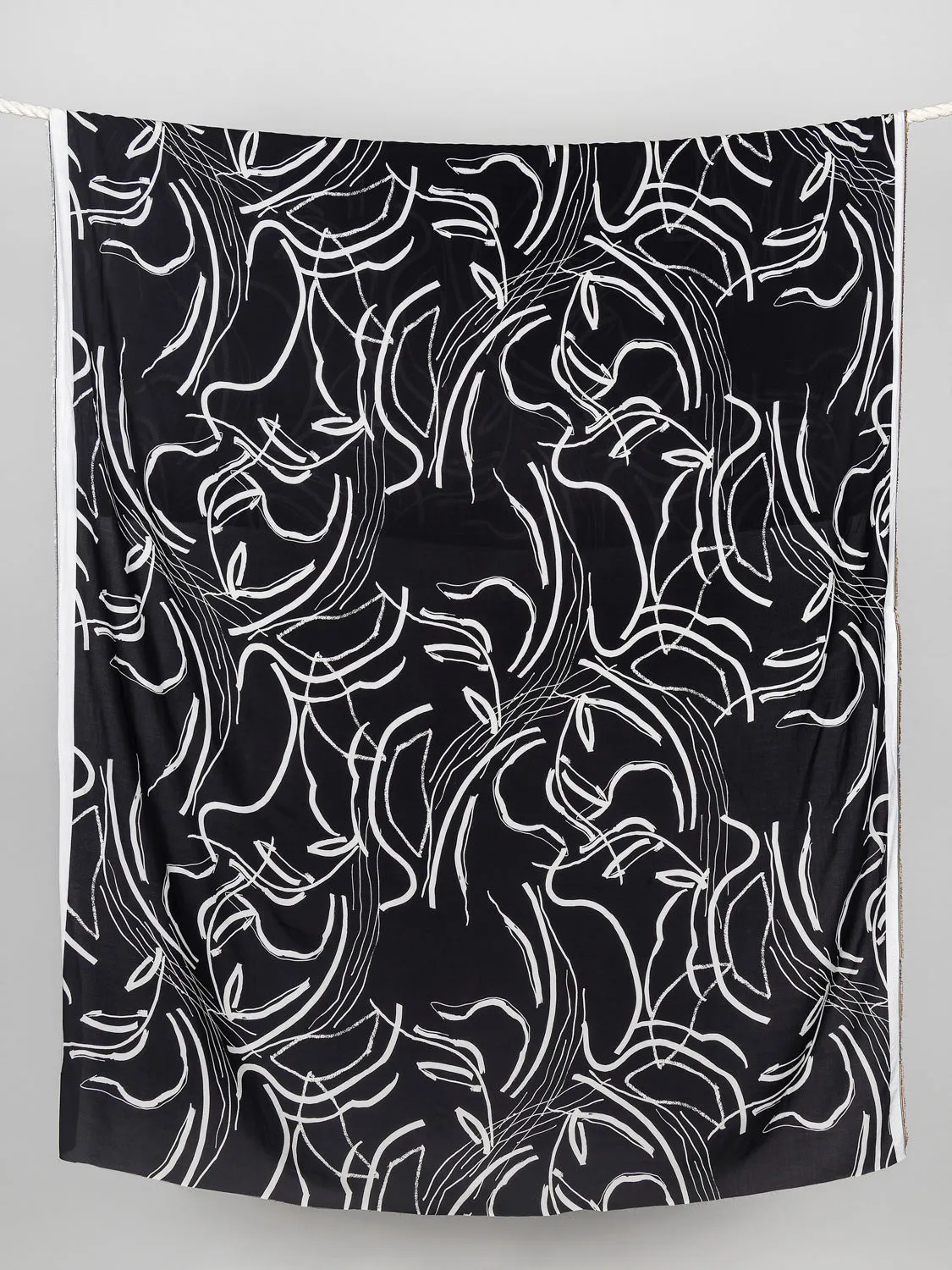 Chic Brushstroke Print Viscose - Black   Cream