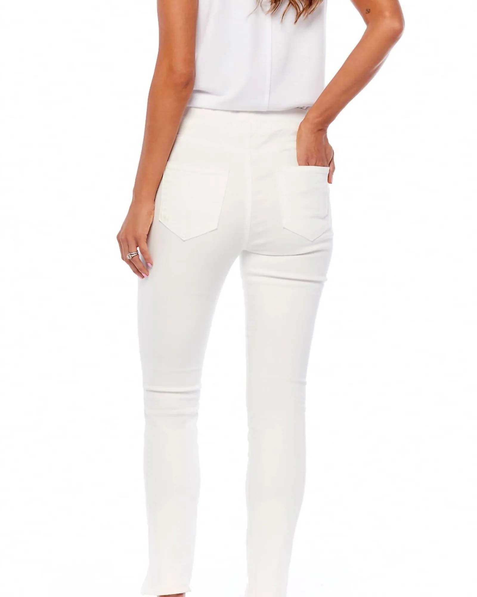 Fyre Split Hem Jeans in White | White