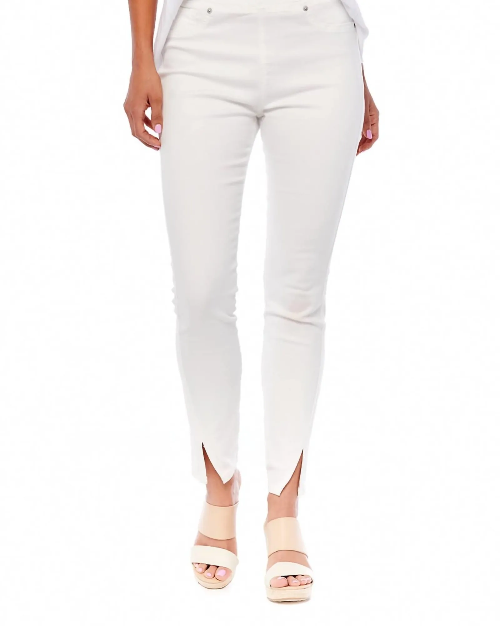 Fyre Split Hem Jeans in White | White