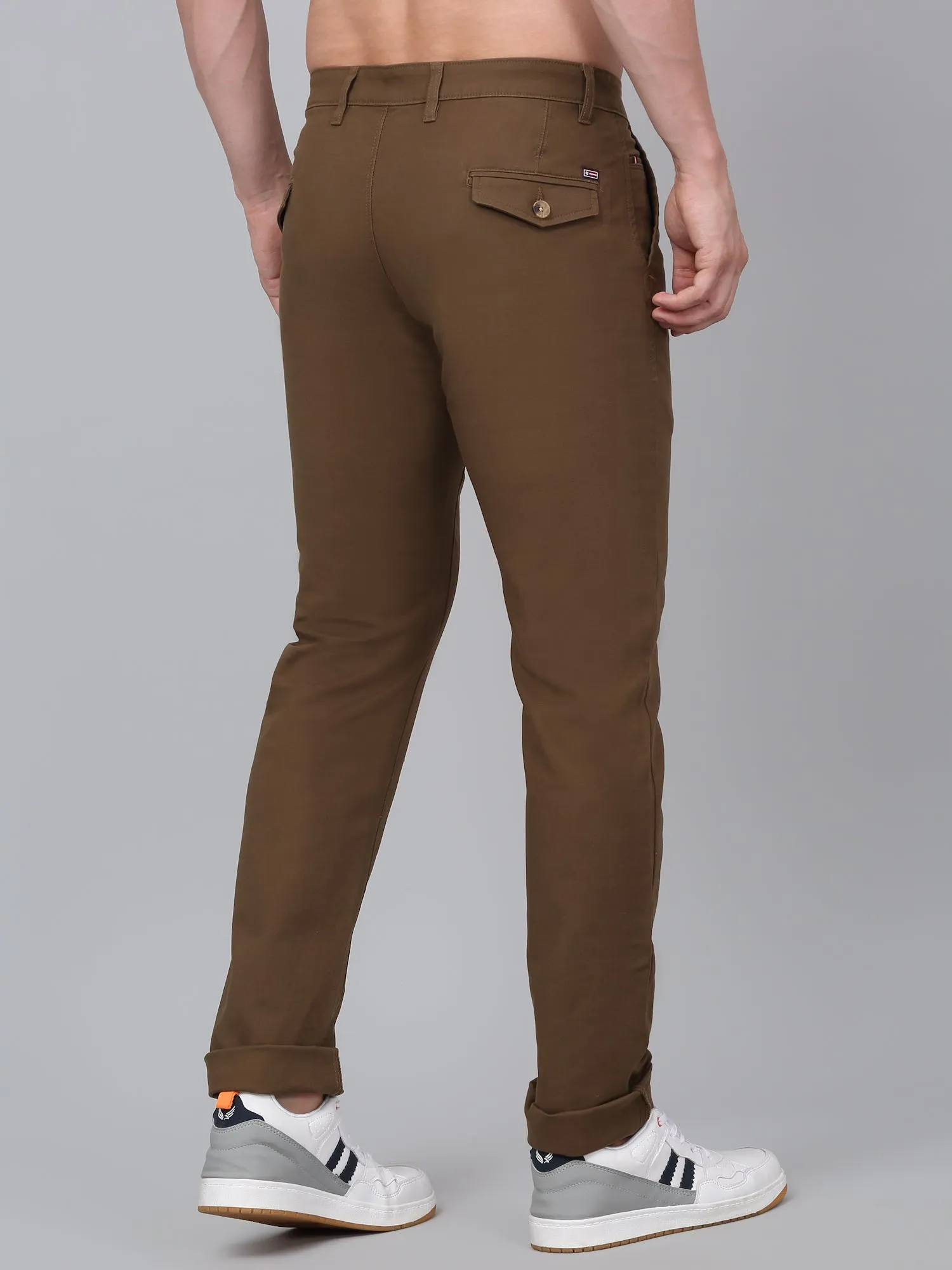 Men's Brown Solid Non-Pleated Stretchable Casual Trouser