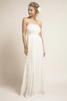 VN6609 Whimsical Ethereal Strapless Wedding Dress