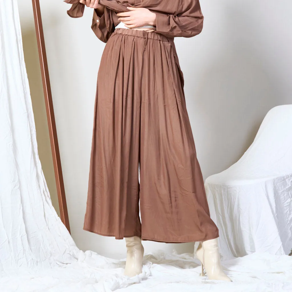 Wide leg trousers wholesale